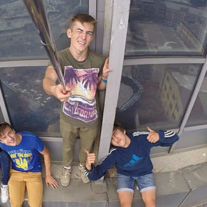 Meet your Posher, Андрей